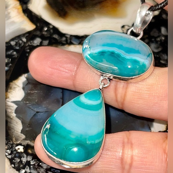 Botswana Lace Agate Pendant 2 7/8” - Picture 12 of 16